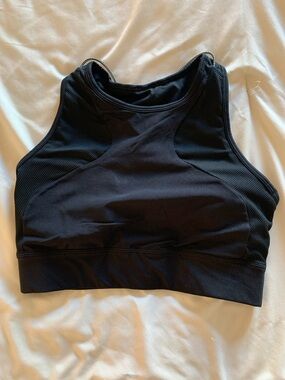 Black High-Neck Sports Bra